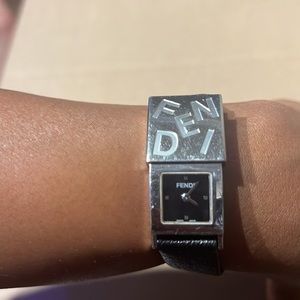 FENDI Orogoli Women's watch preowned Secret ladies watch 5400L